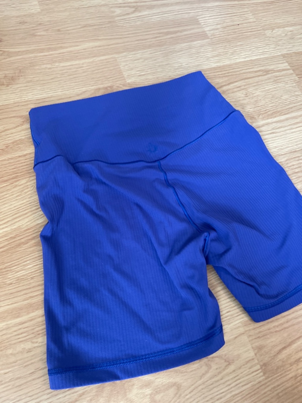 Offline by Aerie Purple Ribbed High Waisted Biker 5” Inseam Shorts Size Medium - Picture 7 of 7